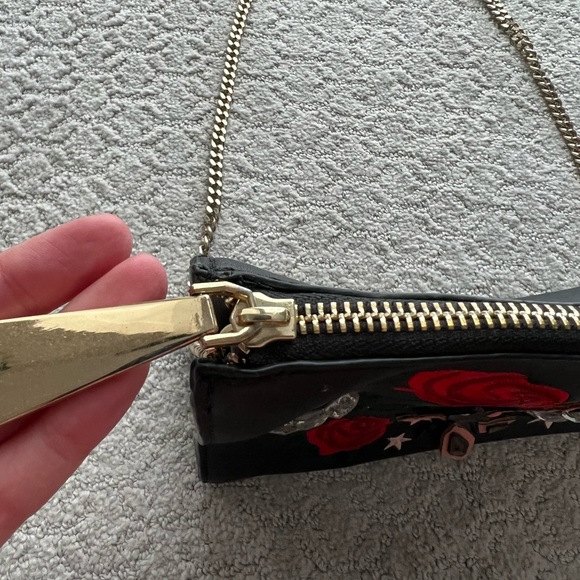 SOLD Zara Rose Embroidered Bag - Picture 4 of 6